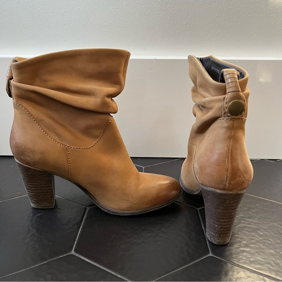 Arnold Churgin - neutral tan ankle boots - size 5.5 - Picture 6 of 8